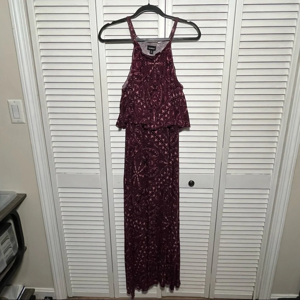 πHPπ Torrid Drape Top Halter Neck Burgundy Maxi Dress, Size 0 - Picture 3 of 14